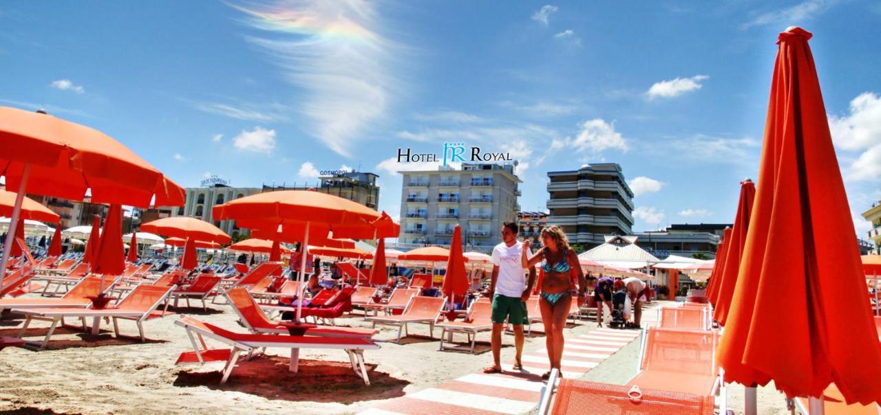 Hotel Royal Cesenatico Esterno foto